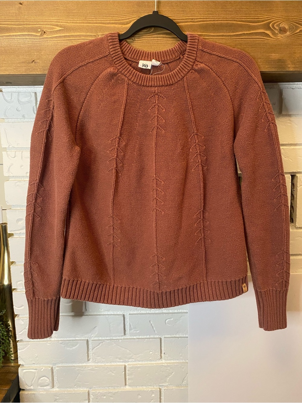 tentree 100% Organic Cotton Rust Cable Knit Crewneck Women’s Medium Sweater